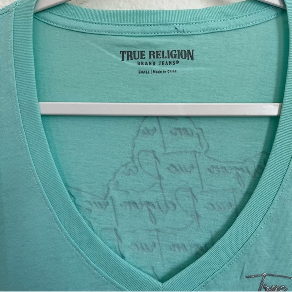 True Religion Women’s Mint Yucca V Neck Buddha Script T-Shirt NWT Small - Picture 5 of 10